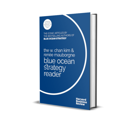 Blue Ocean Strategy Reader: The iconic articles by bestselling authors W. Chan Kim and Renée Mauborgne Paperback